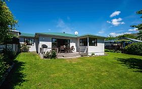 Downtown Delight - Wanaka Holiday Home